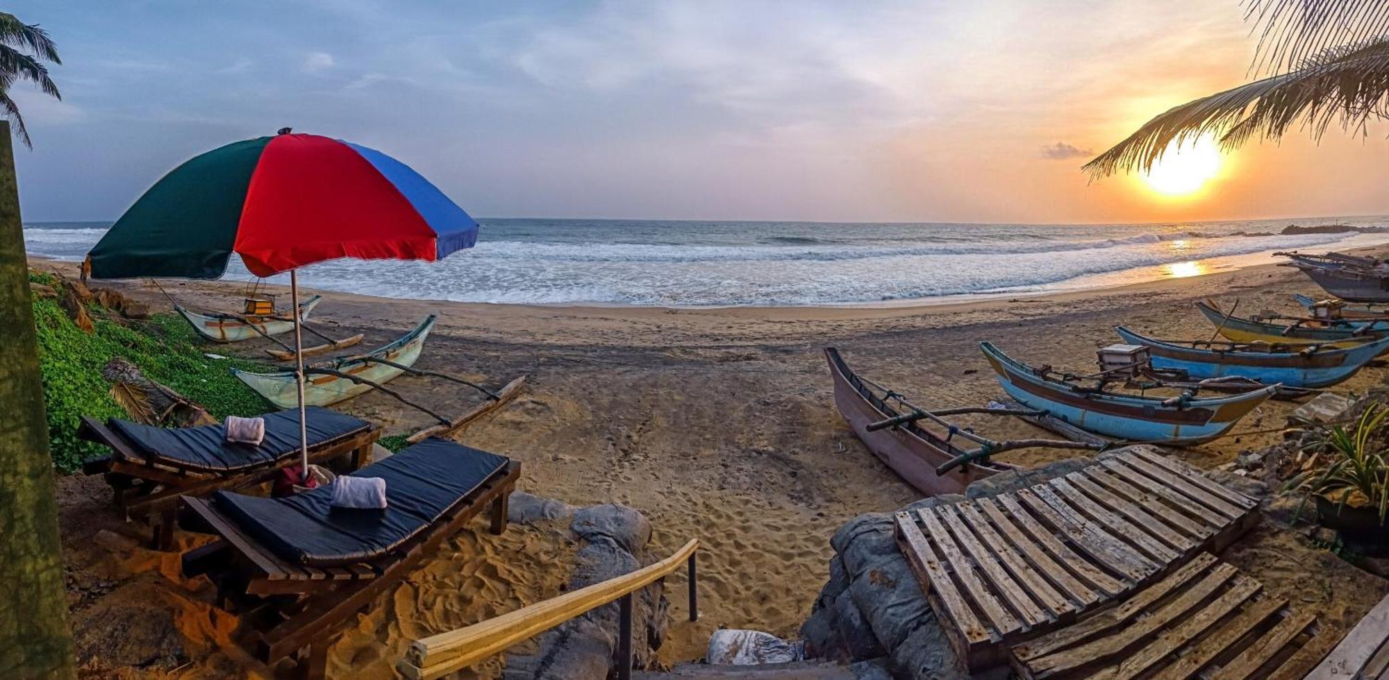 Ayomal Beach Paradise Boossa Exterior photo