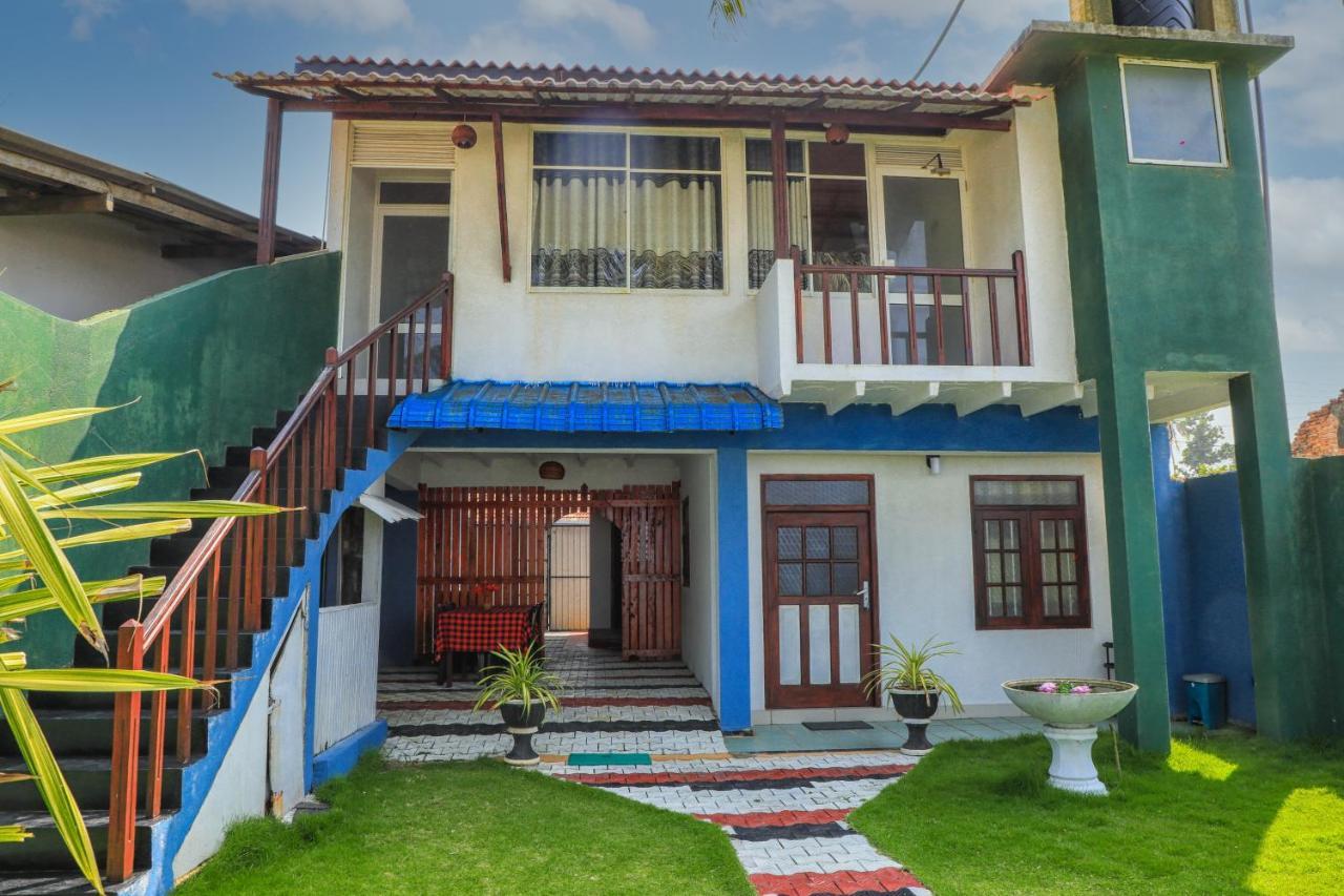 Ayomal Beach Paradise Boossa Exterior photo